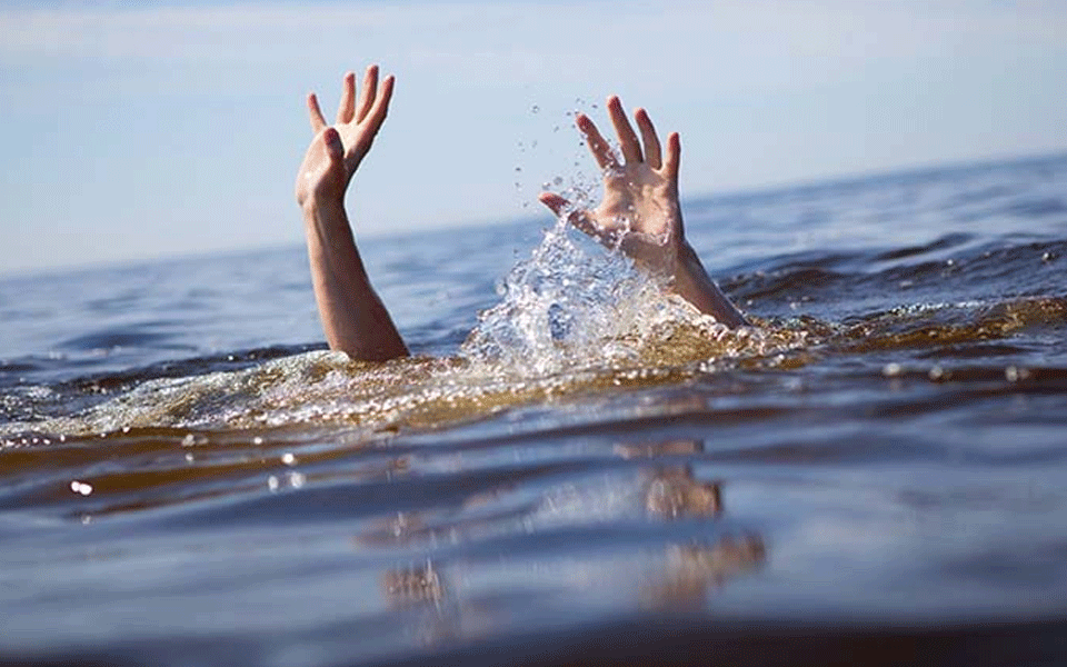 Three youngsters drown while swimming in canal near Hospet